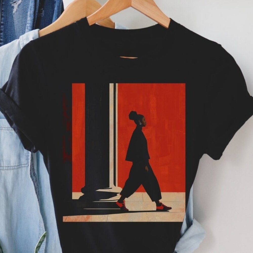 Girl Walking Shirt - Afro Style Shirt - Picture 1 of 3